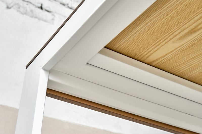 Wood Table Repair detail